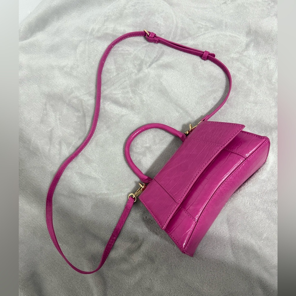 Elegant Pink Women's Bag